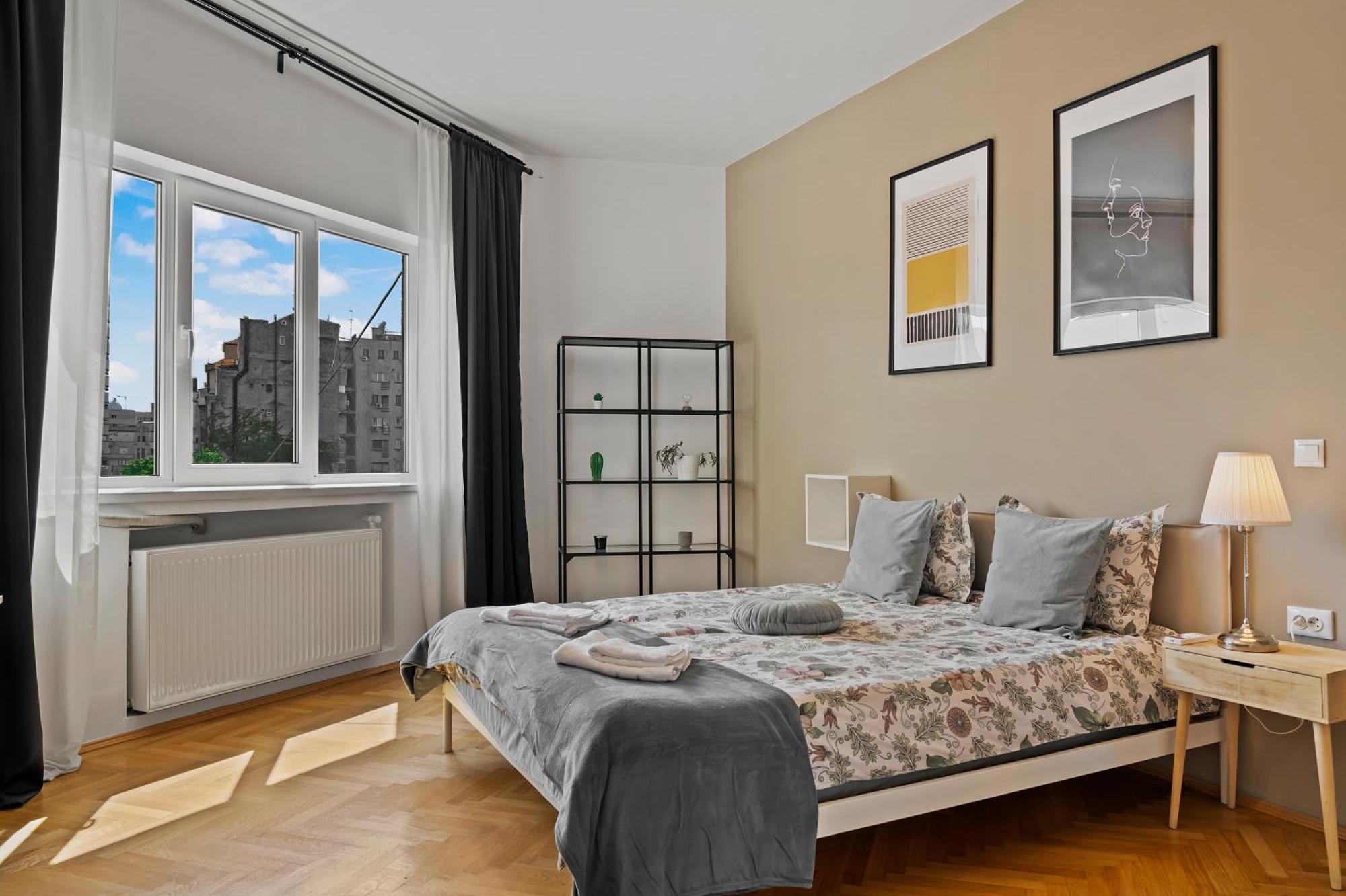 Ultracentral Dreamland Apartment 3 Bdrm Bukares Bagian luar foto